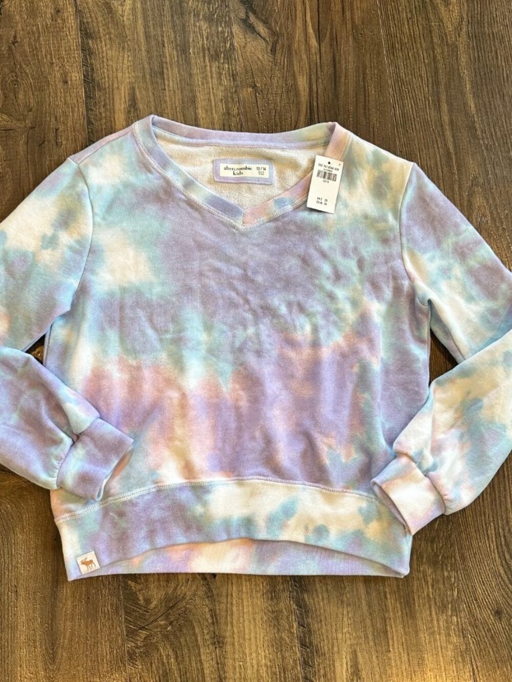 NWT Girl's Abercrombie kids Sweatshirt Pastel Tie Dye V-Neck, Size 13/14